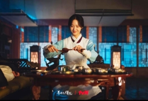 5 Rekomendasi Drakor Time Travel Kerajaan, Termasuk Bon Appetit dan Your Majesty dengan Lee Chae Min